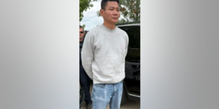 Multi-million-dollar gift card tampering ring busted in Texas; 3 taken into custody