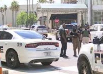 Police: 1 Dead And 5 Suspects Arrested In Shooting At Mall Of Louisiana