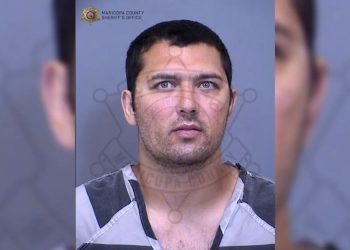 Suspect apprehended after body found inside trunk in Phoenix